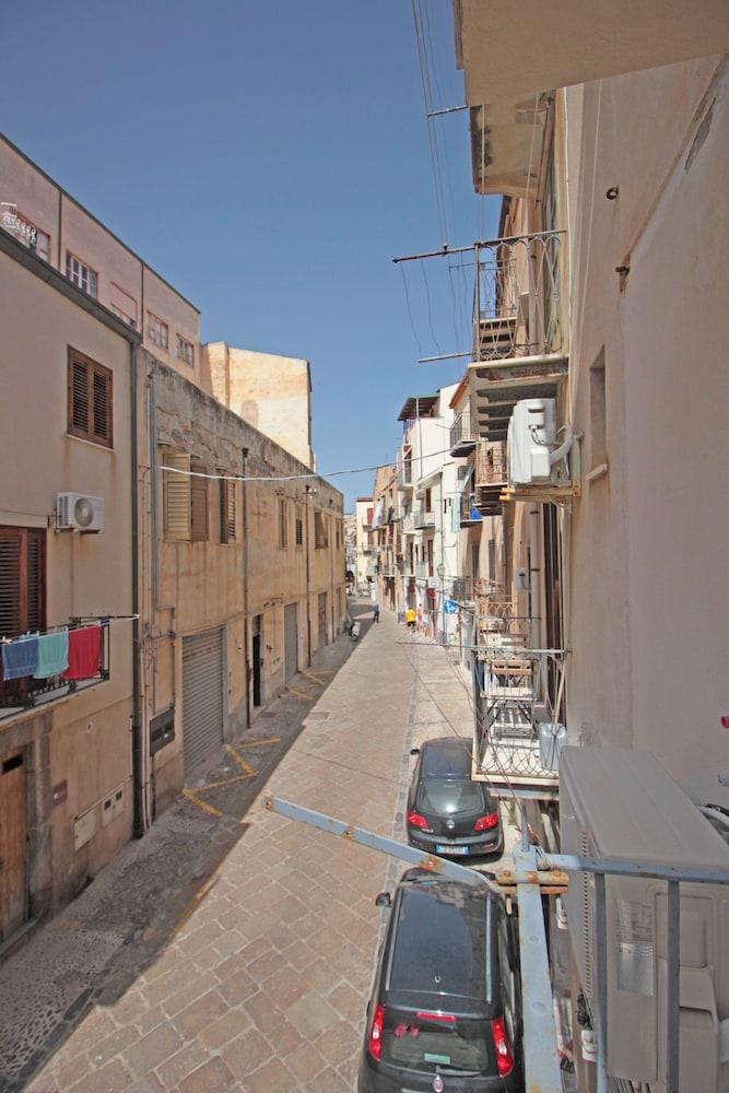 Studio Candeloro by Wonderful Italy