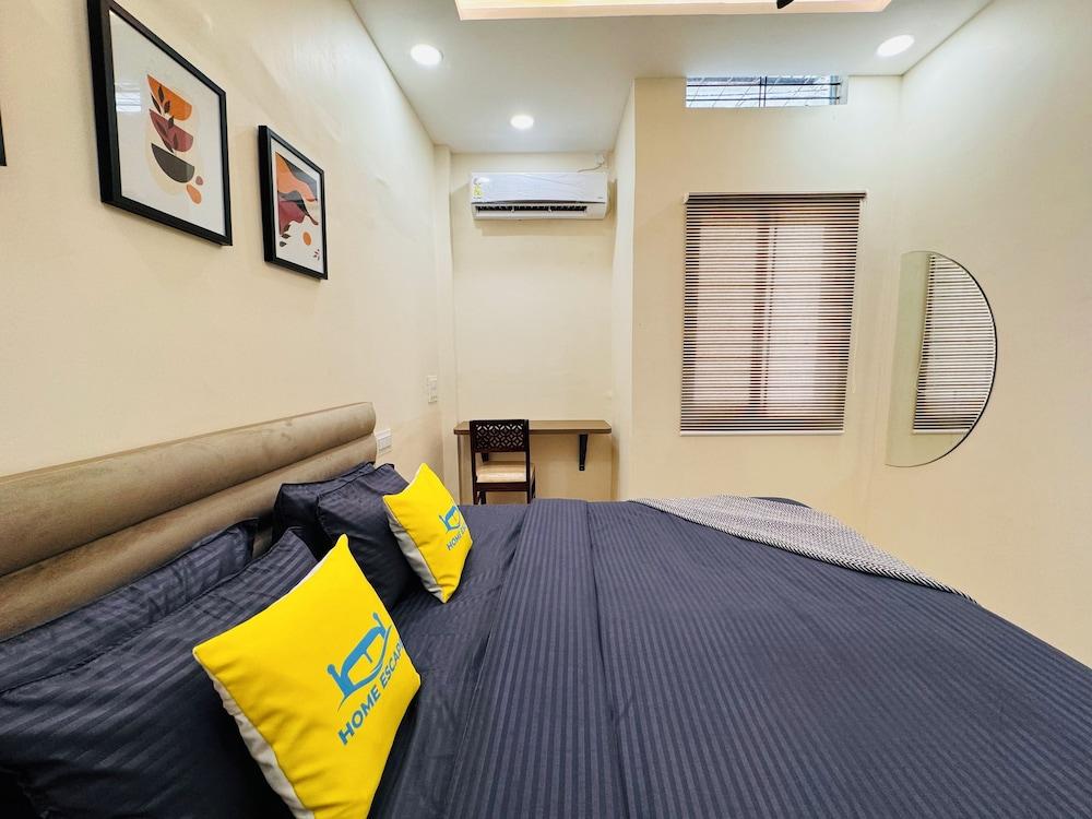 Home Escape 2BHK Retreat Pvt Home