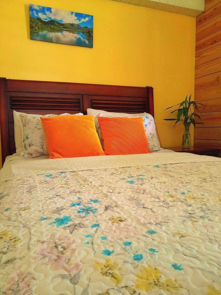 Pinard's Mountain Resort- Cottage 6