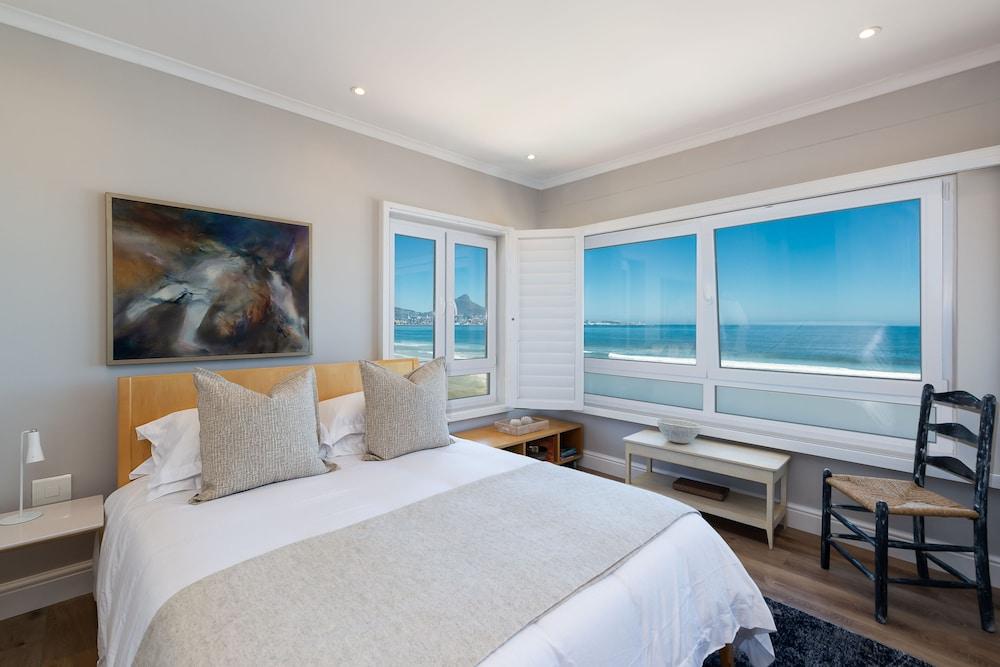 Lagoon Beach Penthouse