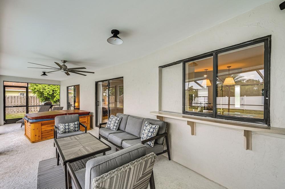 Chic Naples Home w/ Pool & Hot Tub, 4 Mi to Beach!