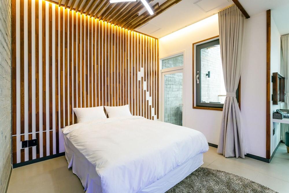 Windmill 108 Poolvilla