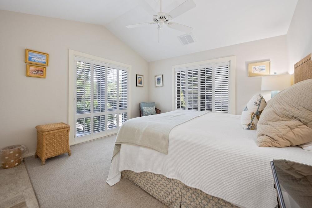 Memories Await, A Beautiful, Ocean View Villa Featuring A Wet Bar, Flat Screens And Wifi. 4 Bedroom Villa by Peace Vacations