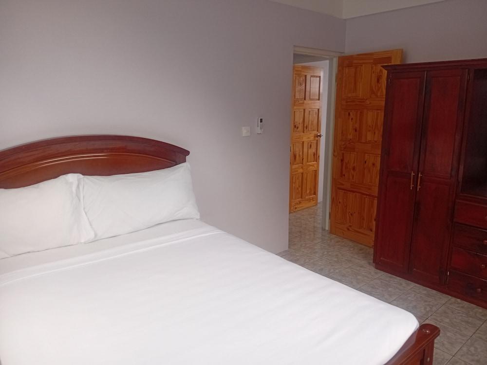 Pinard's Mountain Resort Vacation Home- Apt 2