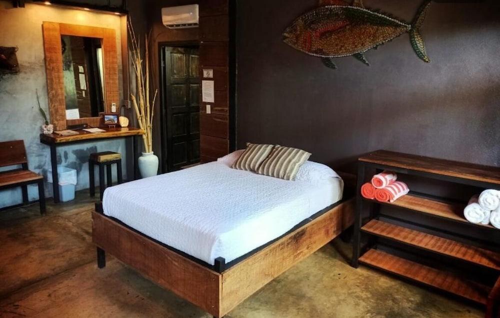 San Carlos Surf Resort & Eco Lodge