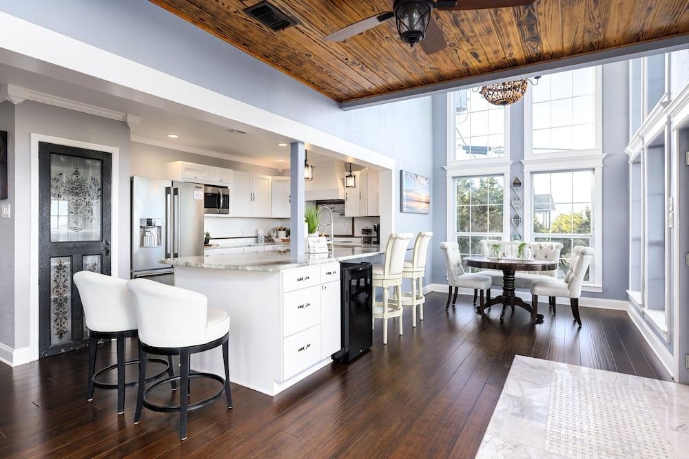 Colleen's Chic Chalet