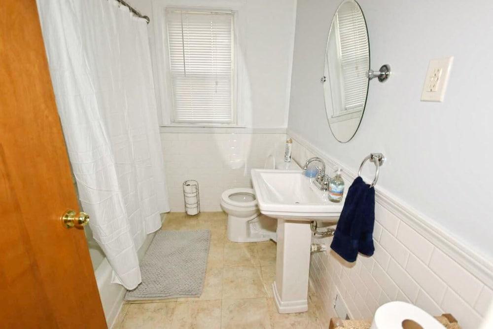 2 Blocks to ND 4 Bedroom 2 Bath Home 1217