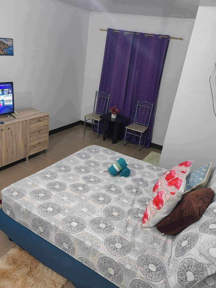 Graceysplace at urban decay tipolo