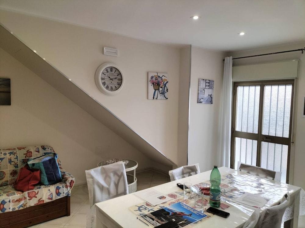 Cozy Apartment in Taormina for 4 Guests - Fondachello