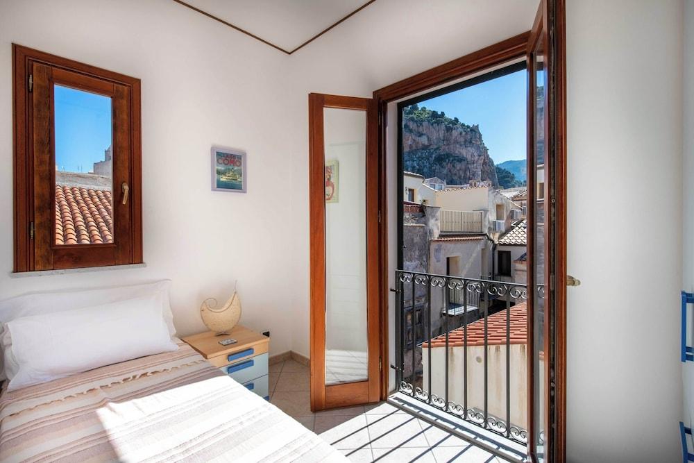 Terrazza Mandralisca by Wonderful Italy