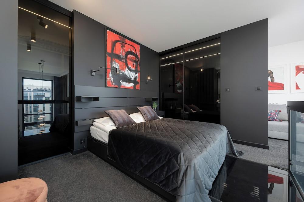 Apartment With A/C by Renters Prestige