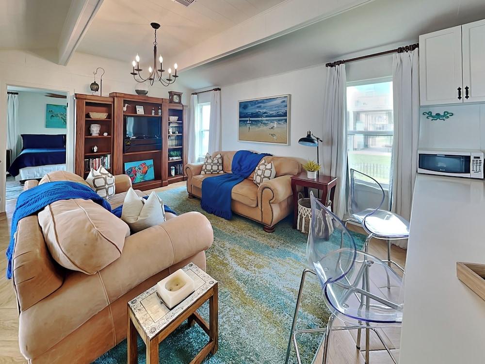 Beachfront Bliss Bermuda by Ryson Vacation Rentals