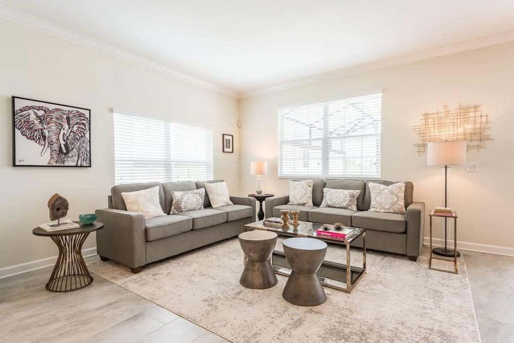 Super Nice Home Prime Location