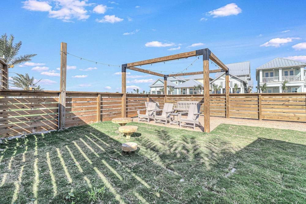 Baywatch Tower 317 SOU