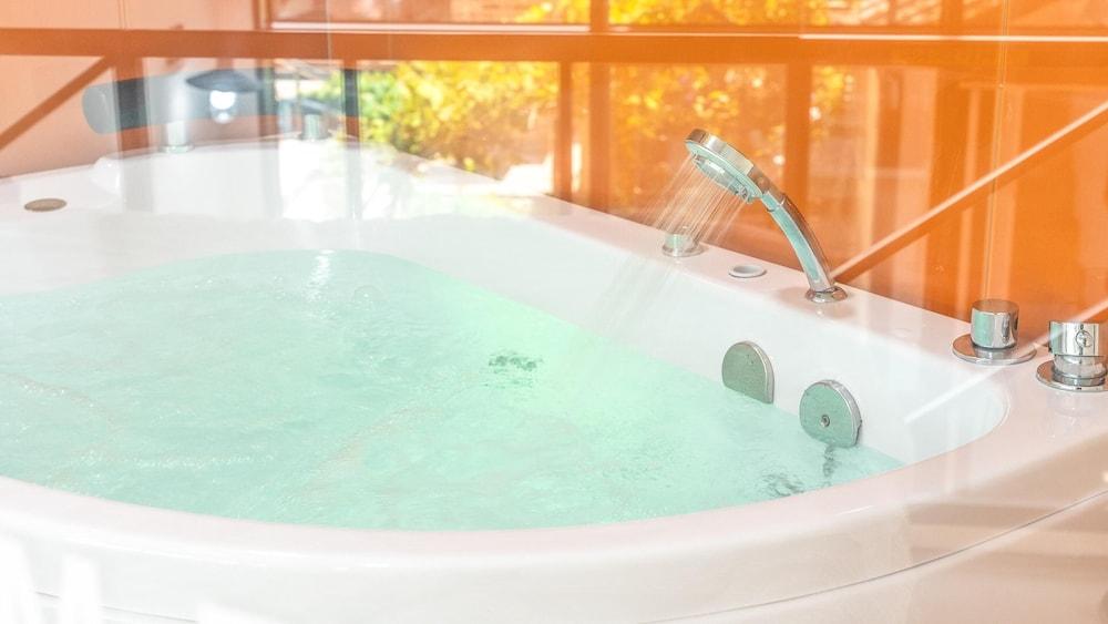 Goseong Theprism Pension