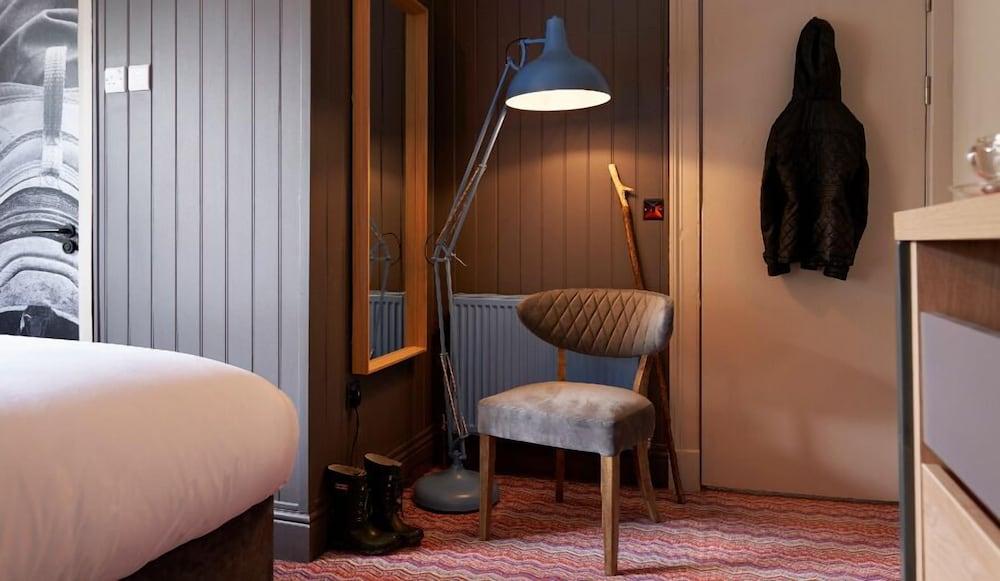 Bike & Boot Peak District