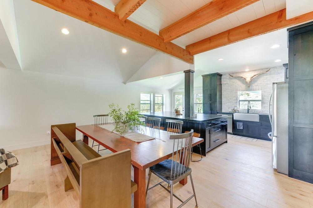 Salt River Access: Mtn-view Star Valley Cabin!