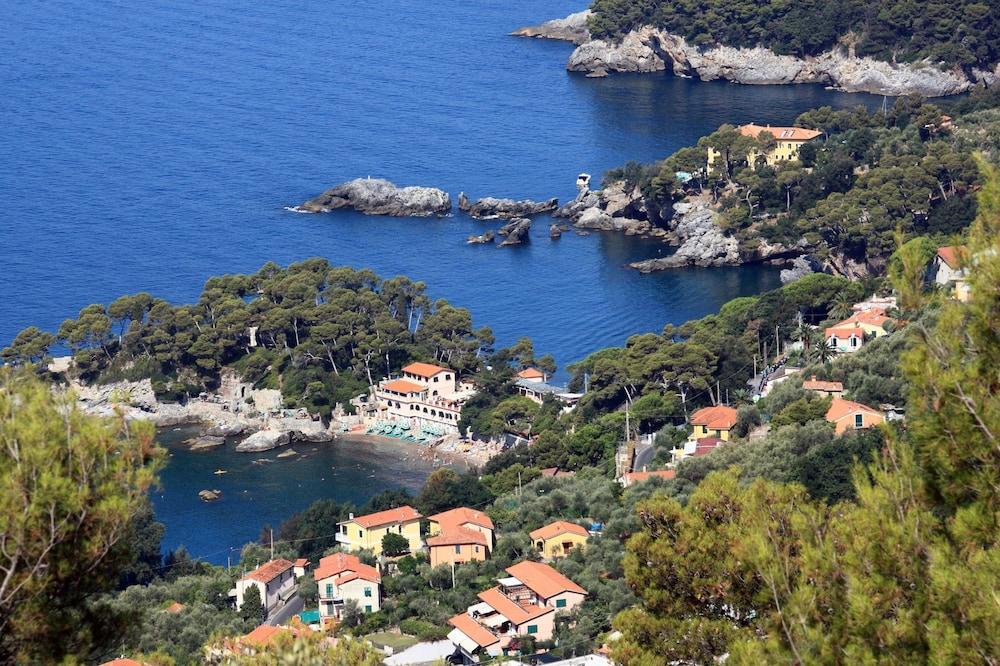 Appartamenti Vacanza Terre Di Liguria Studio Apartment 3 Pax