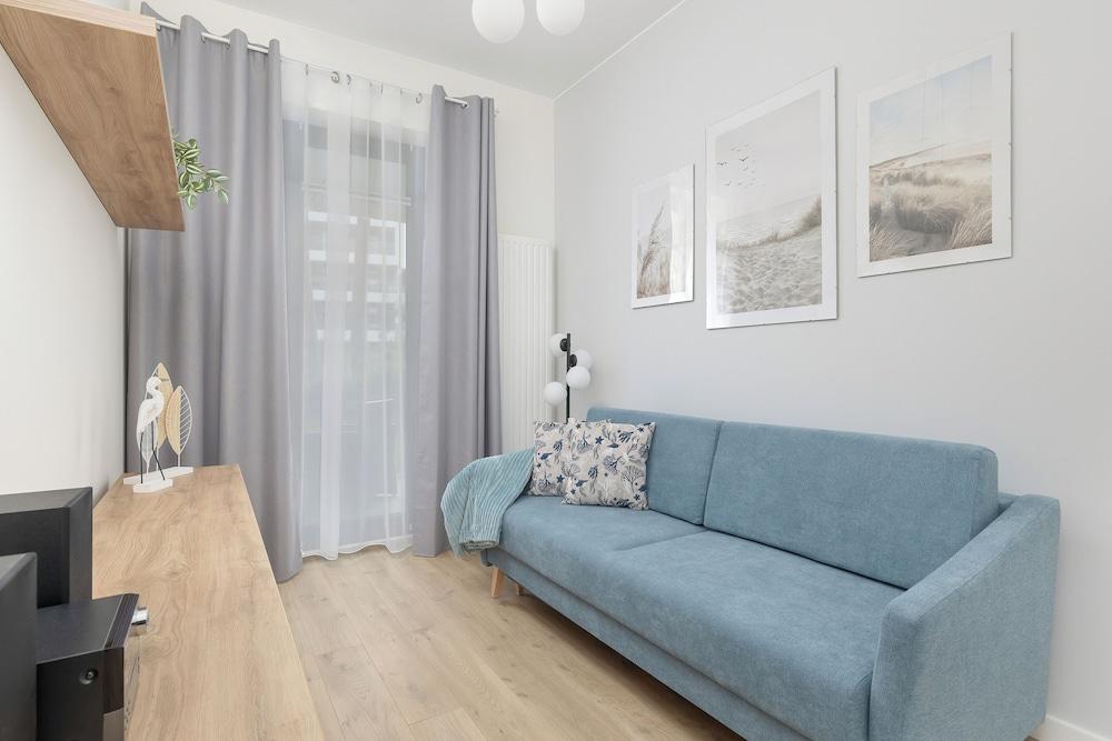 Shellter Apartment by Renters Prestige