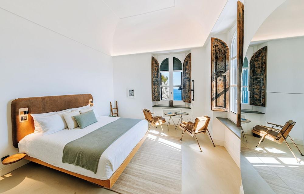 Faro Punta Imperatore