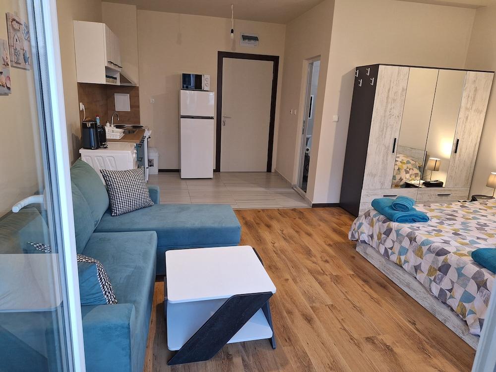 Sveti Vlas Studio Retreat