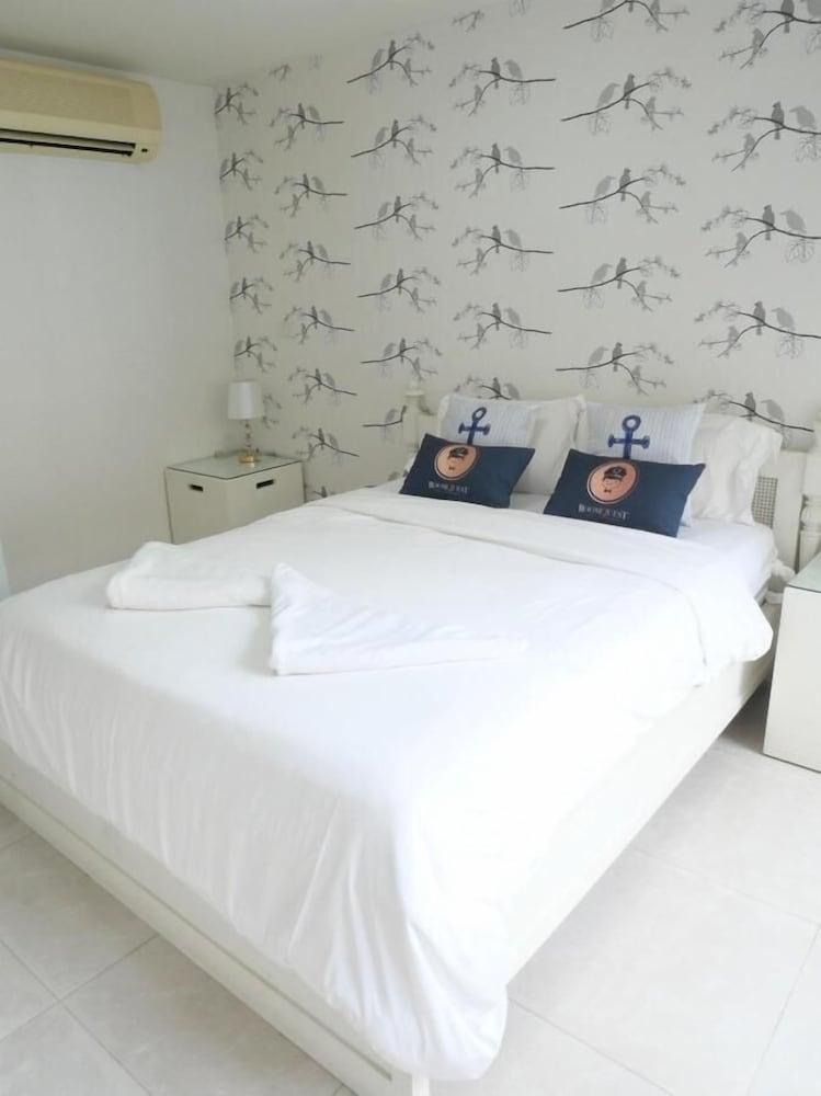 RIM Chaam By RoomQuest