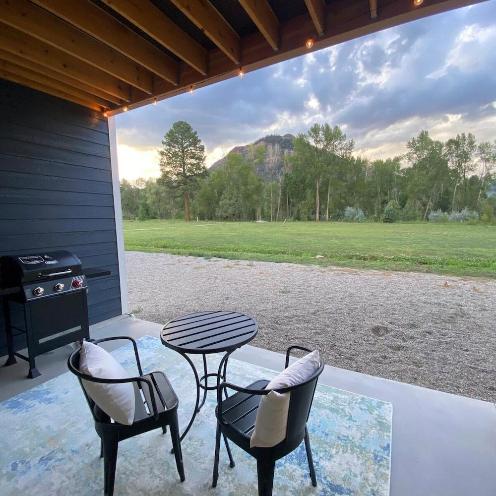 Creek 15 min to Purgatory Garage Parking