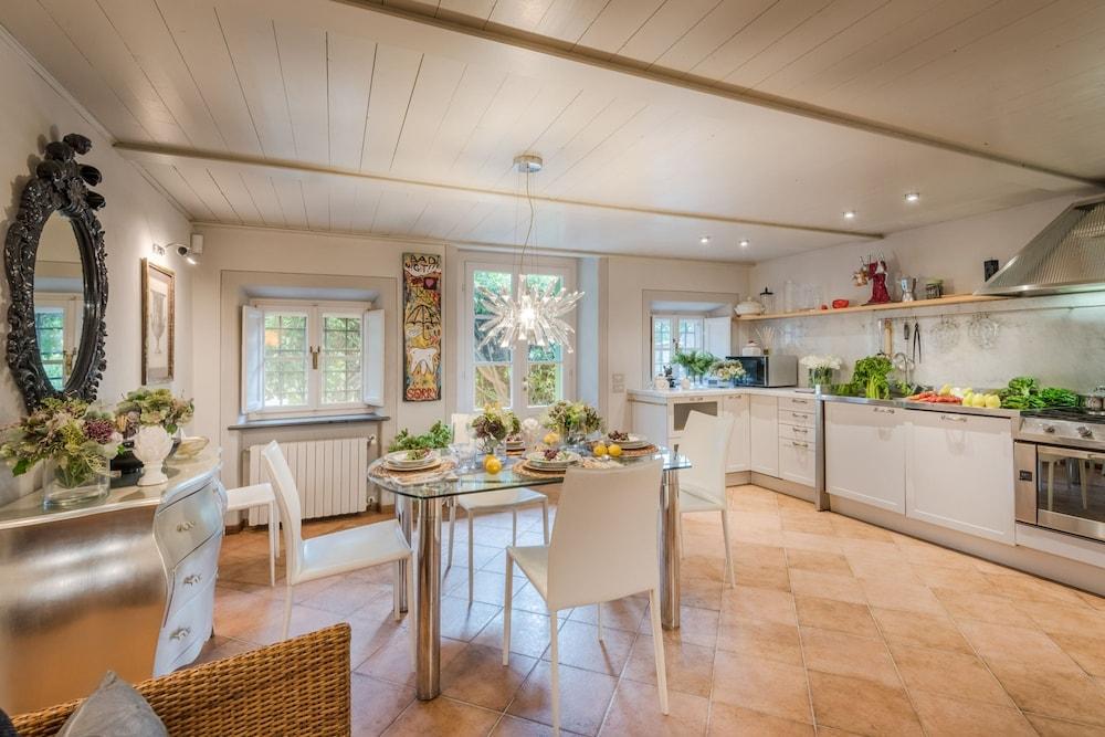 La Chiesetta an Antique Church With Pool