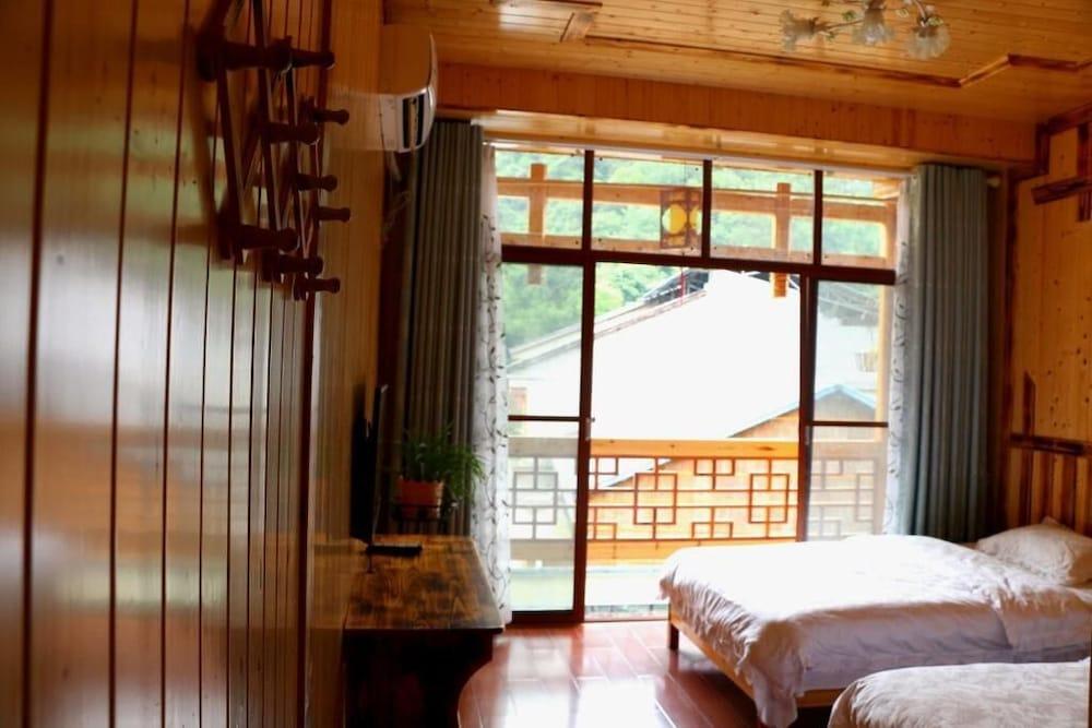 Zhangjiajie Tongfu inn