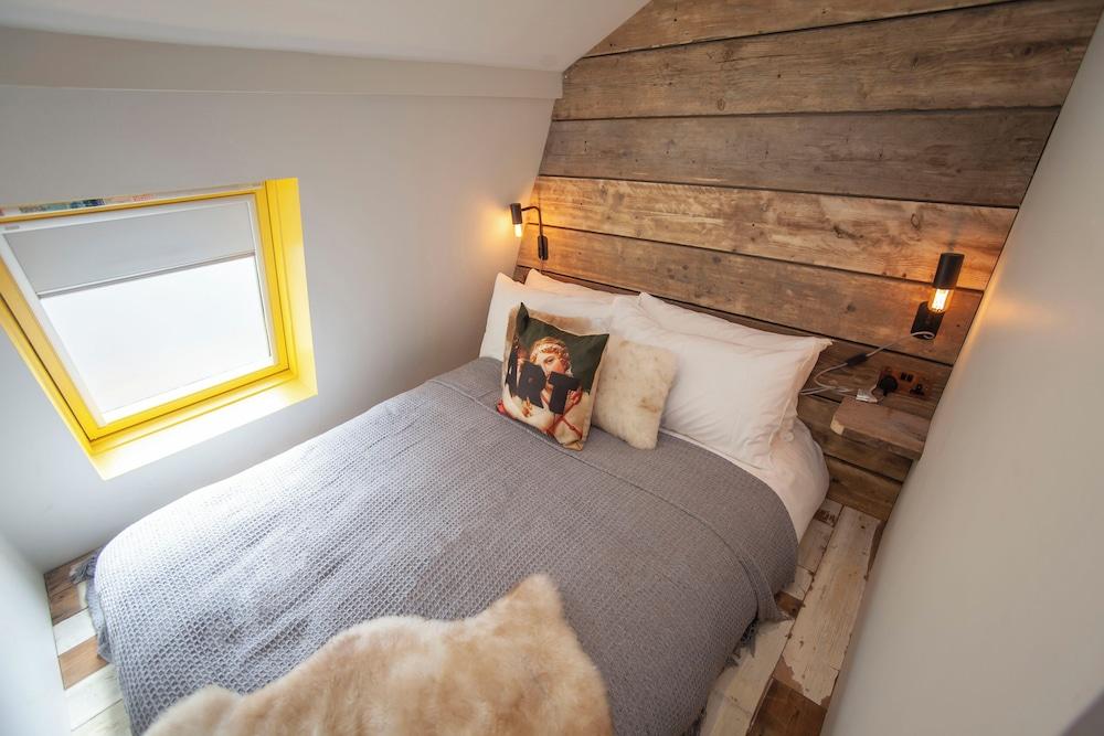 Higgihaus 26 Clare Street Aparthotel