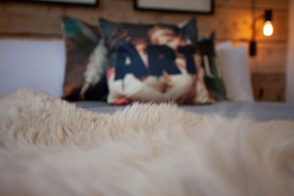 Higgihaus Cabot Mews Aparthotel