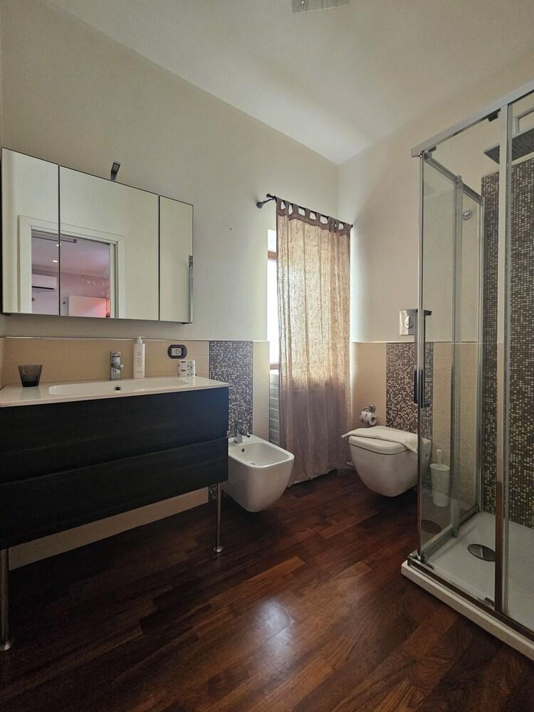 Un Balcone su Via Bordonaro