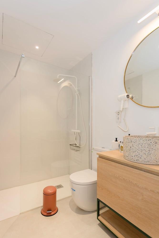 Liiiving In Gaia - The Wine Side VI