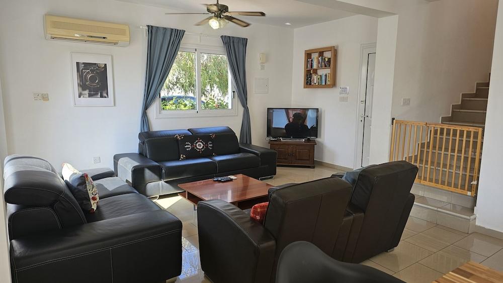 08 PER - Villa Anemone