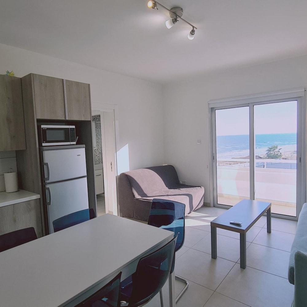 68 LCA - Stay Beach Wave Apartment