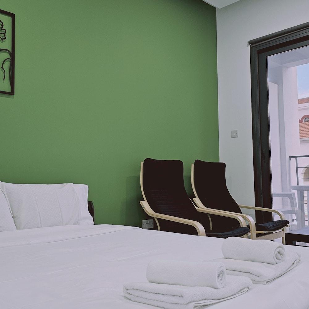 109 LIM 1 - Stay Olive Studio