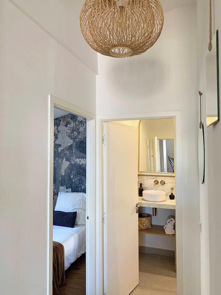 Home Chic Home - Les Toits Sainte Ursule