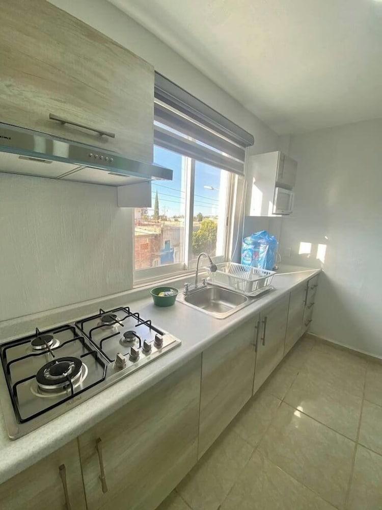 Lomas Altas Tonala Céntrico 6