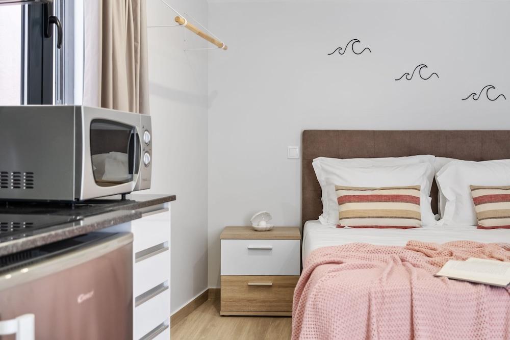 Seaside Sunset - The Shell by Madeira Sun Travel