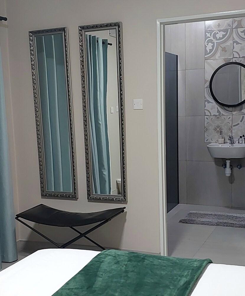 Kendi's Inn Self Catering Apartments