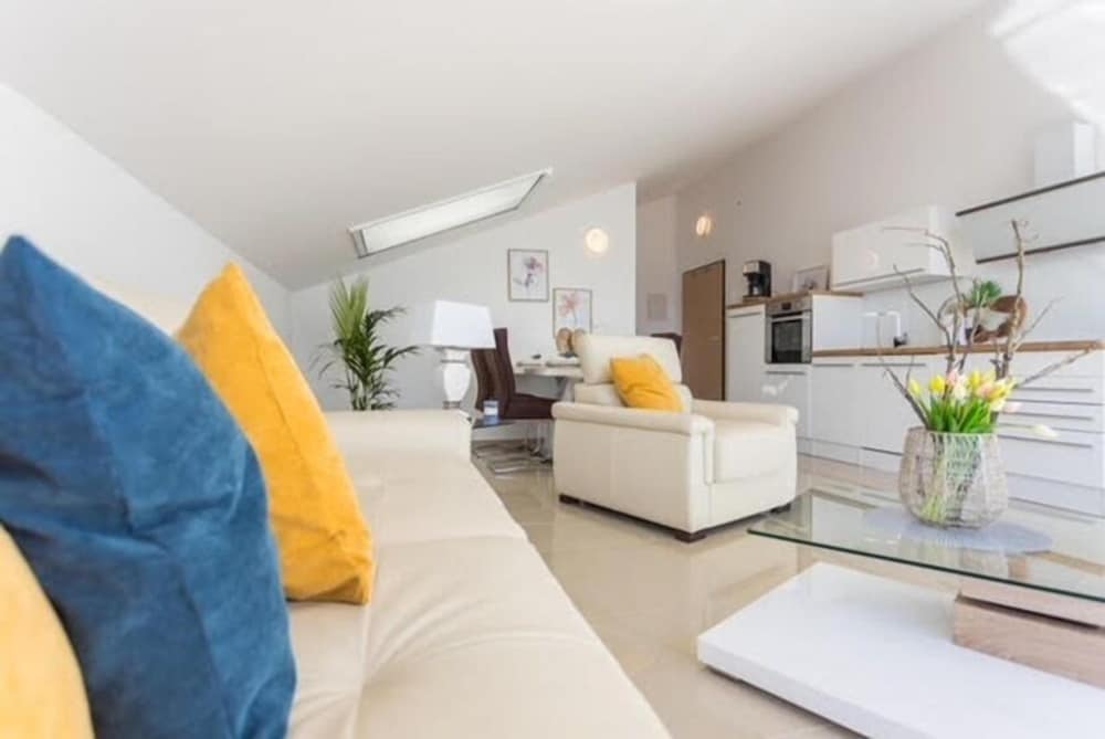 Luxury Apartment Anto