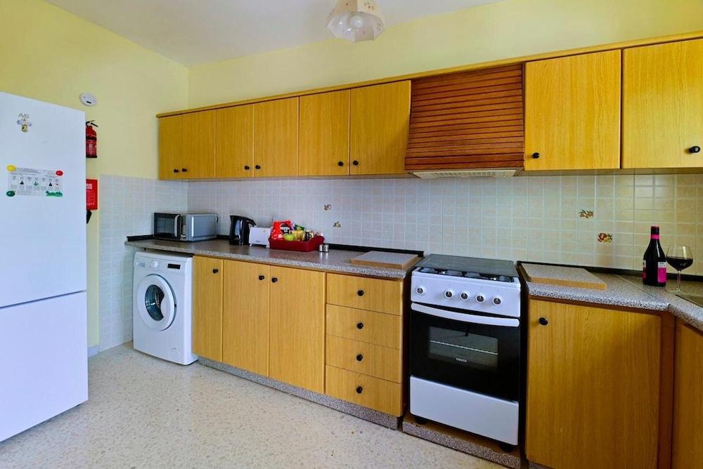 Central Marsascala Apt