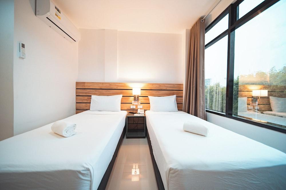 Travelbee Minglanilla Inn