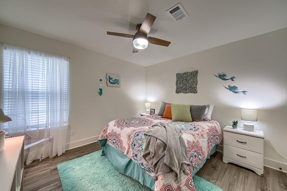 Cl 874 Million Dollar View 5 Bedroom Home by RedAwning