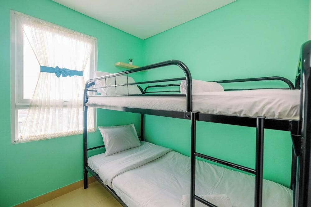 City View 2Br Apartment At Grand Icon Caman For 4 Pax