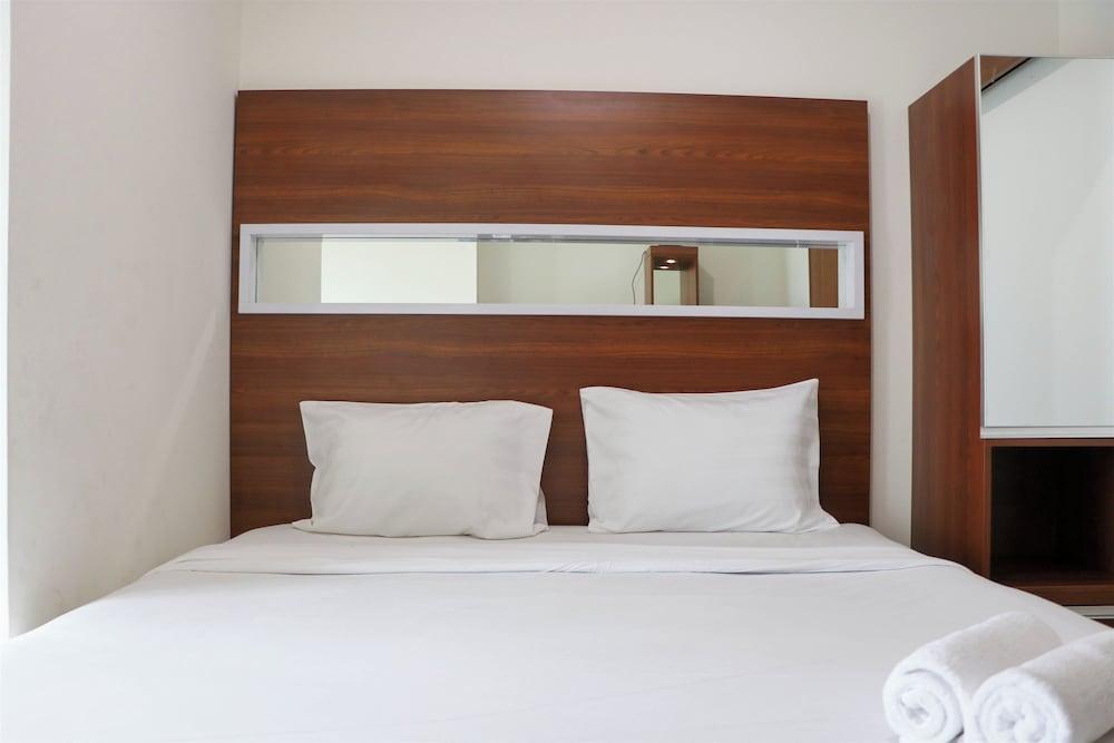 Restful 1Br Without Living Room Grand Kamala Lagoon Apartment