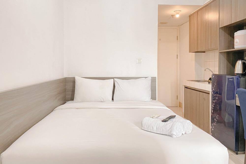 Good Place Studio Springlake Summarecon Bekasi Apartment