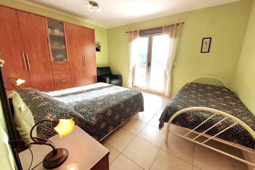 Costa Blanca, Private Pool, Full Aircon, Sleeps 12