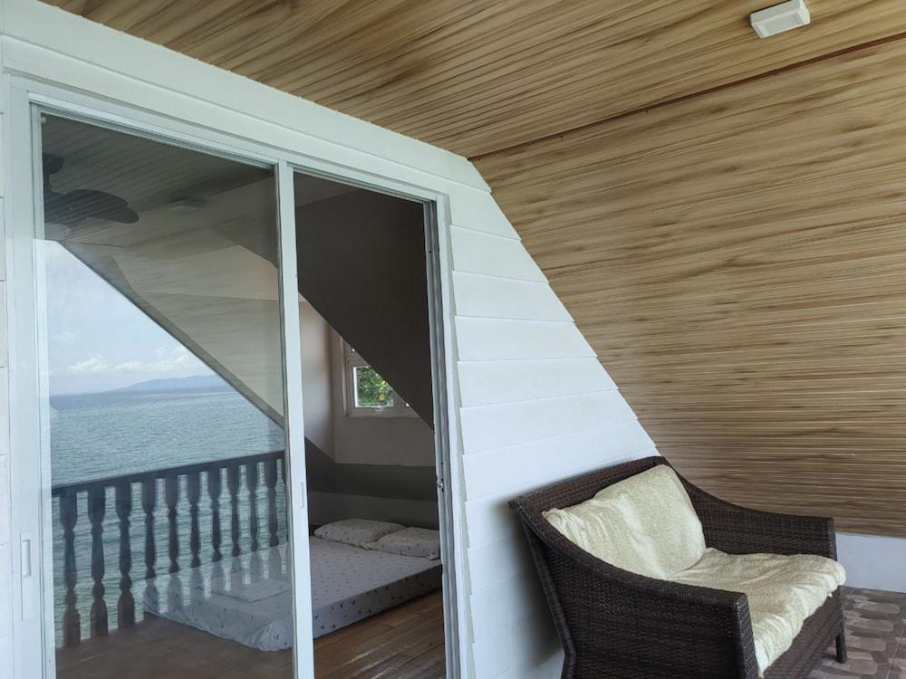 Sea Breeze Beachfront Villa Cebu