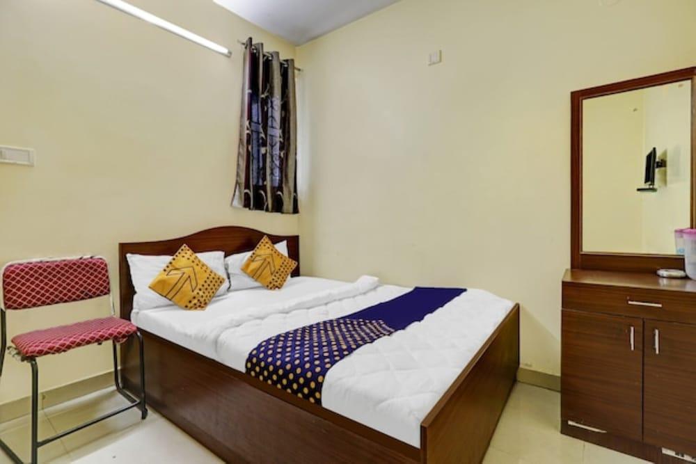 Goroomgo Subha Residency Banglore